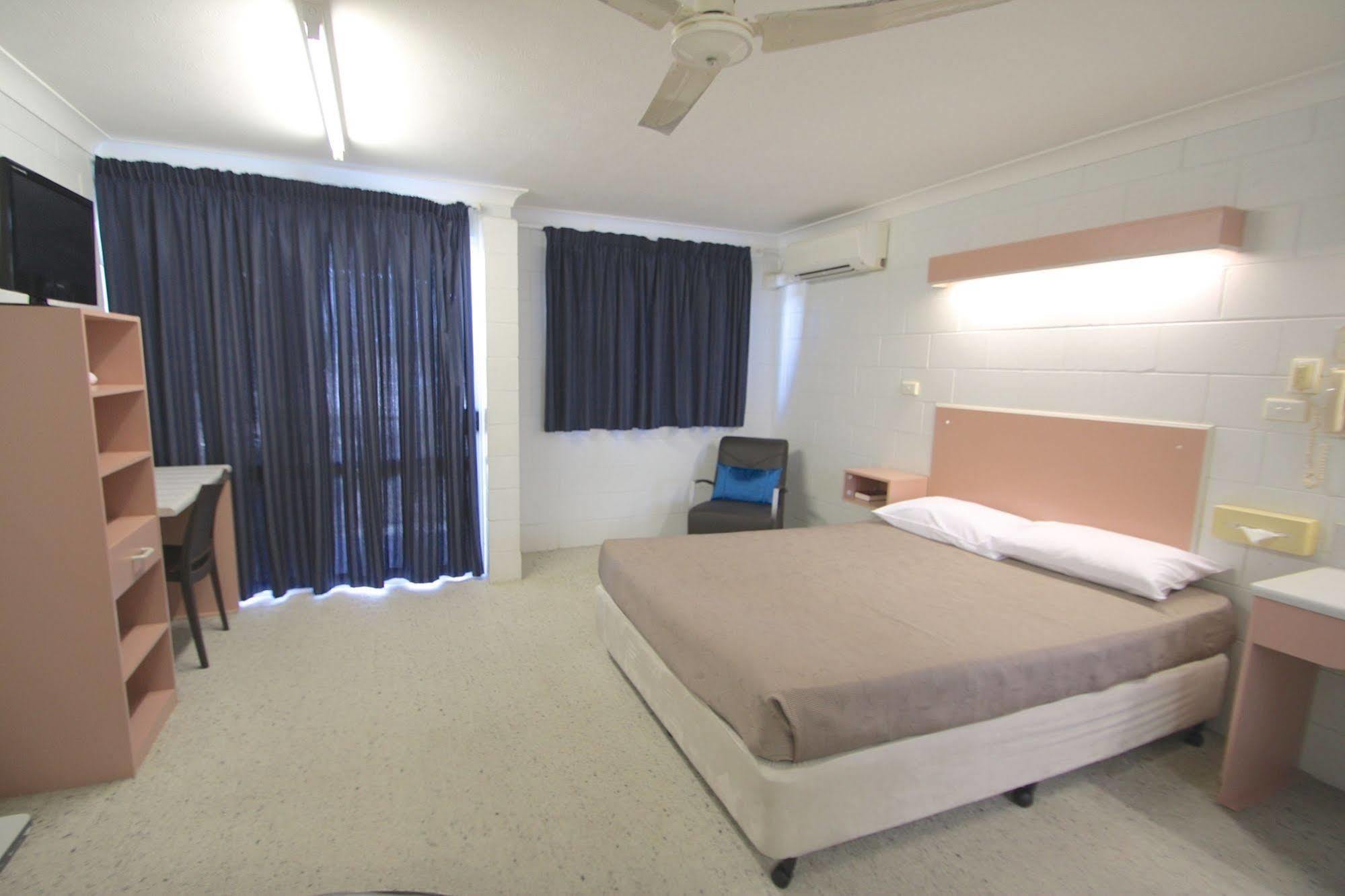 Endeavour Inn Emu Park Eksteriør bilde