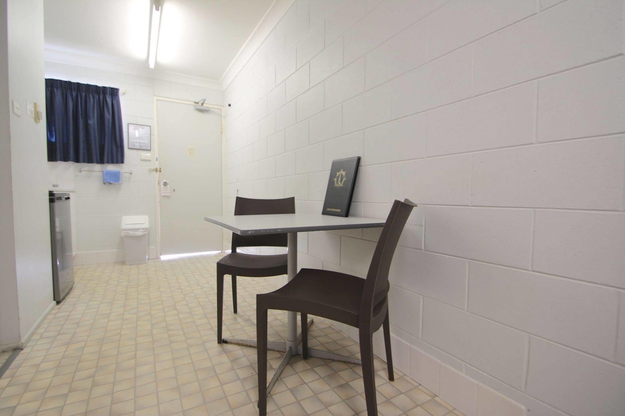 Endeavour Inn Emu Park Eksteriør bilde