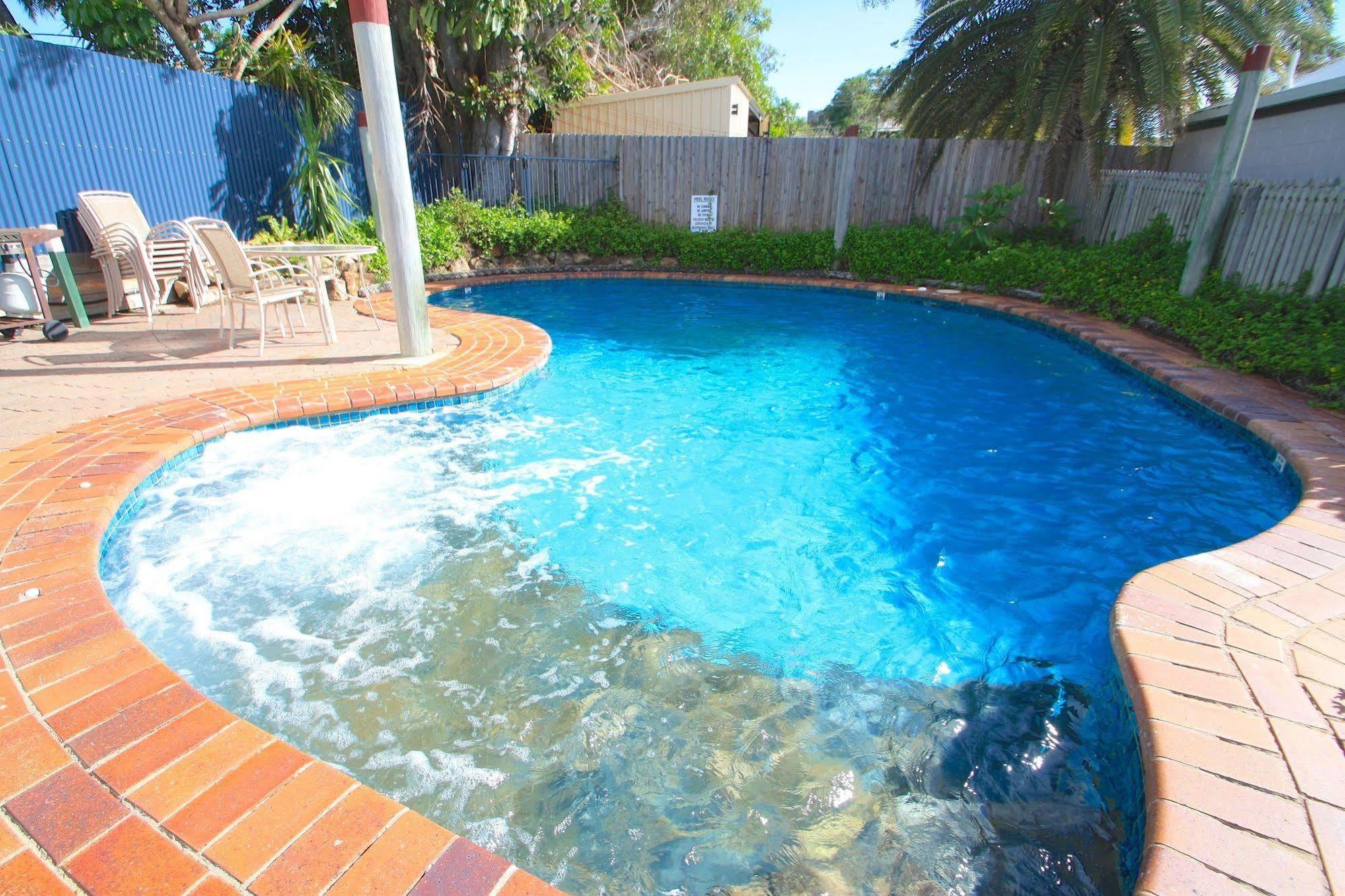 Endeavour Inn Emu Park Eksteriør bilde